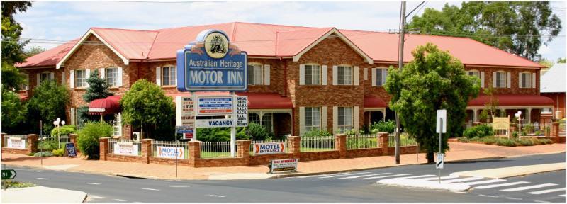 Australian Heritage Motor Inn Даббо Екстер'єр фото